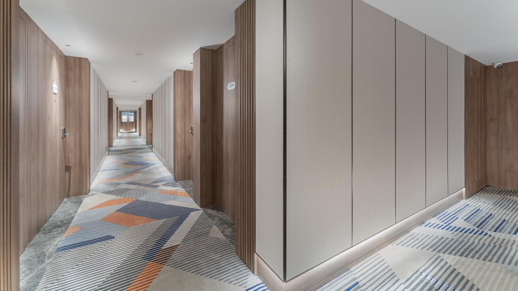 Holiday Inn Express Qingdao Shibei By Ihg מראה חיצוני תמונה