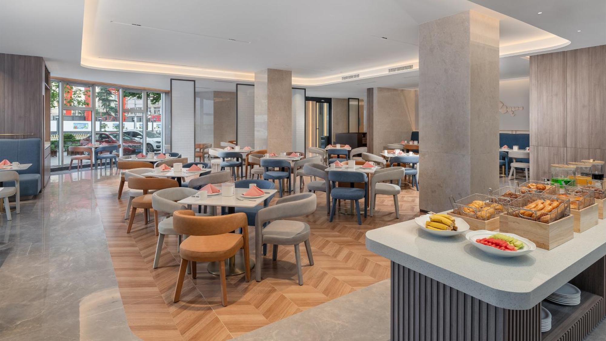 Holiday Inn Express Qingdao Shibei By Ihg מראה חיצוני תמונה